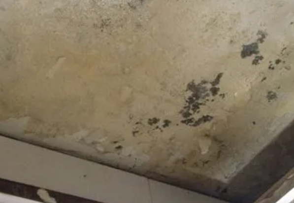 皮山阳台漏水维修公司分享下皮山卫生间渗水维修需要注意哪些问题。