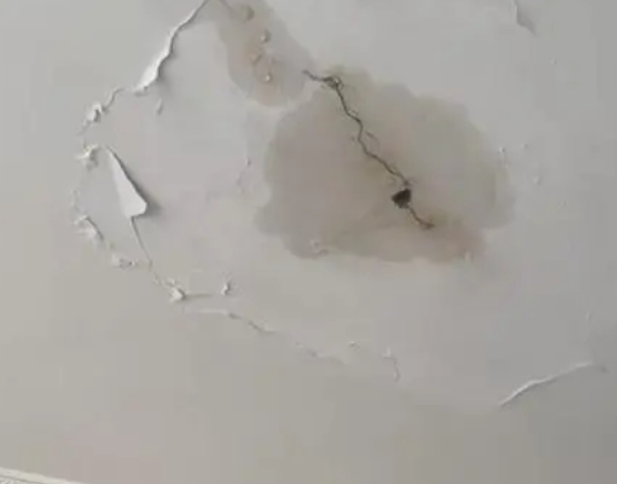 皮山阳台漏水维修公司分享下屋面防水工程质量问题原因分析
